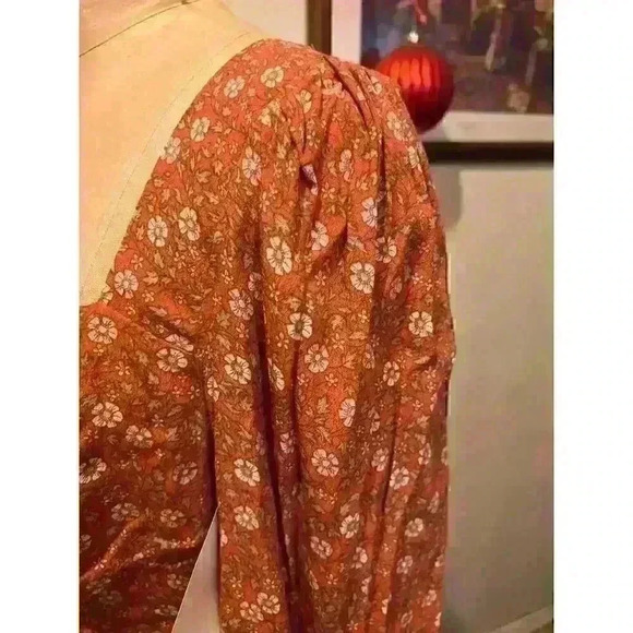 Elodie Square Neck Floral Long Sleeve Side Cutout Crop Top NWT Size XL - Picture 6 of 10